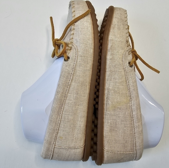 Minnetonka Moccasin Canvas Moc - Picture 5 of 11